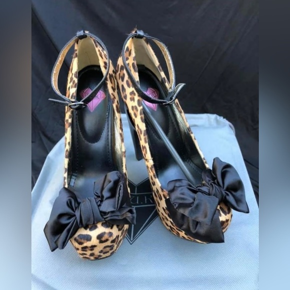TUK Lana Leopard Marilyn Platform - Picture 2 of 6